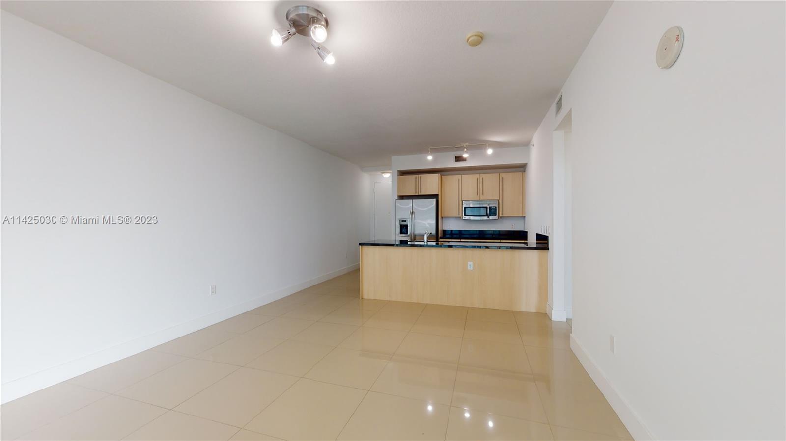 THE AXIS ON BRICKELL COND - Residential Lease