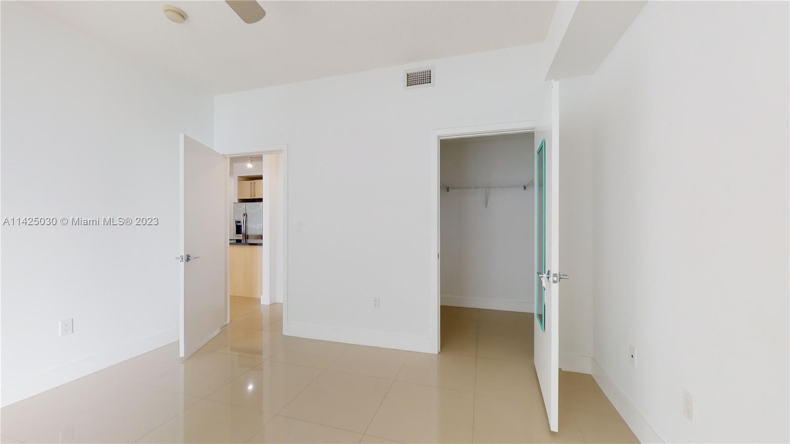 THE AXIS ON BRICKELL COND - Residential Lease