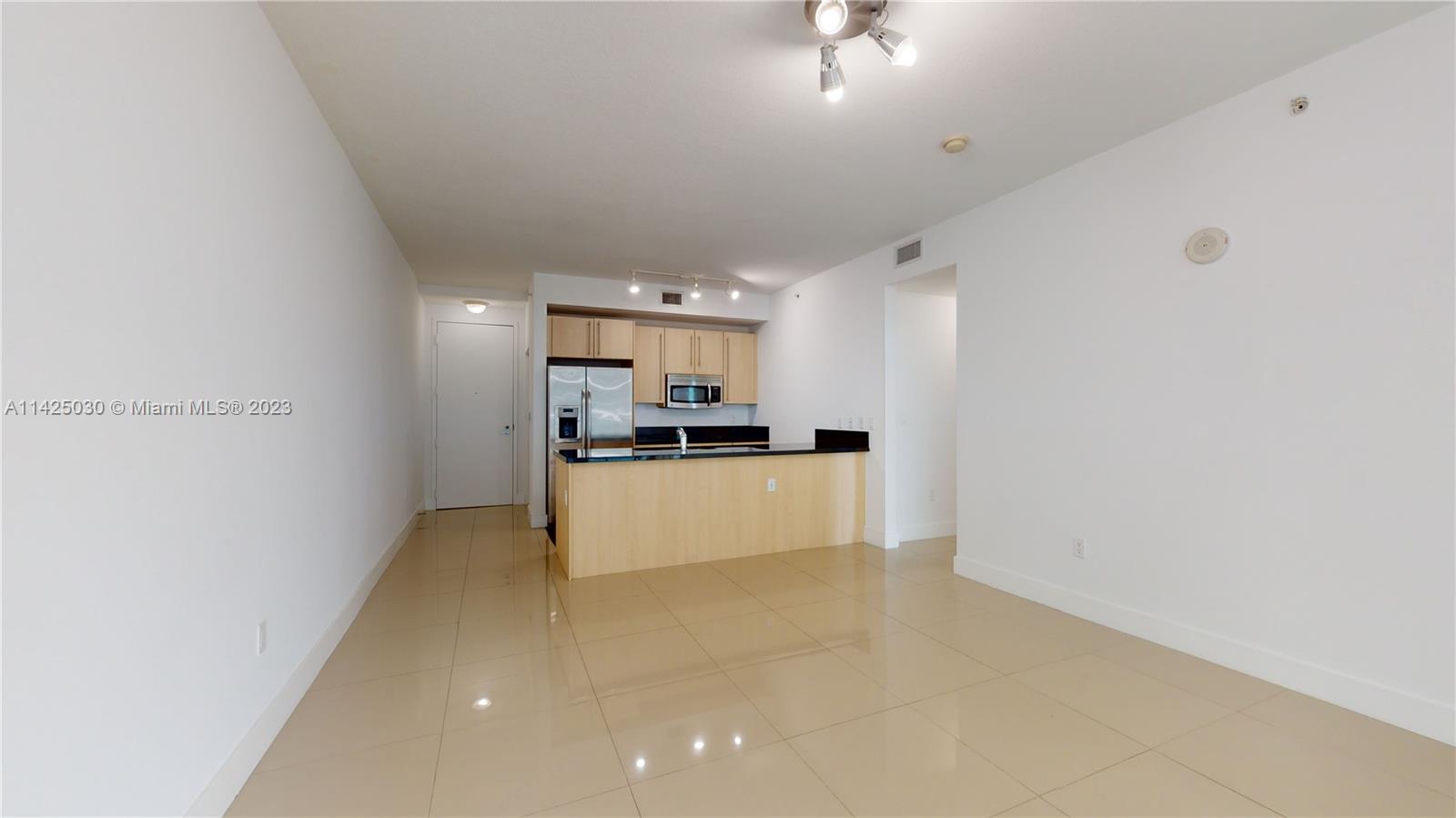 THE AXIS ON BRICKELL COND - Residential Lease