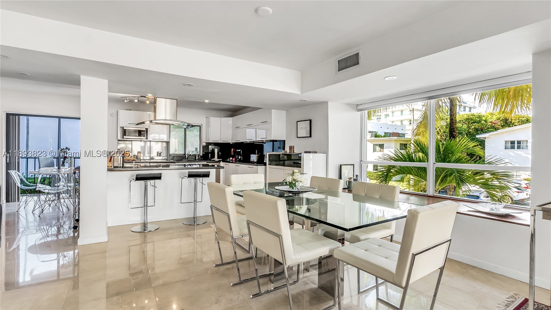 BAY HARBOR TOWNHOUSES CON - Residential
