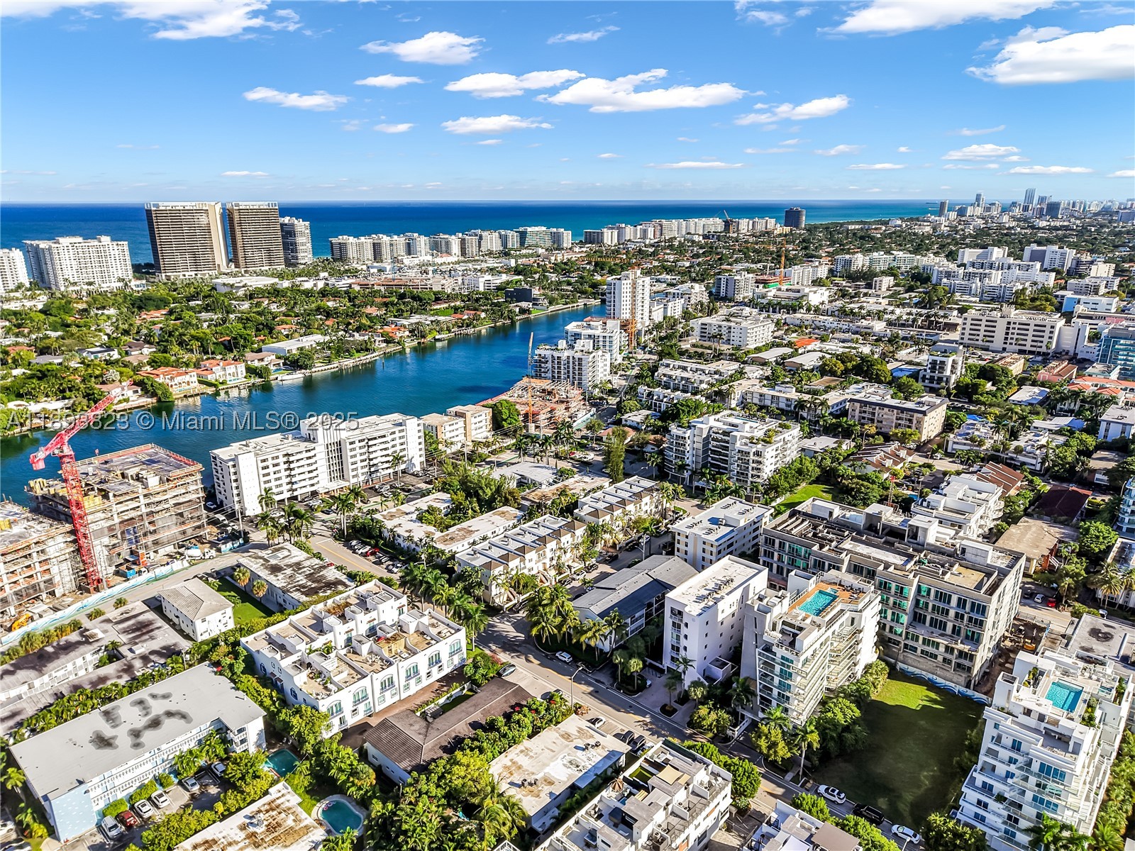 BAY HARBOR TOWNHOUSES CON - Residential