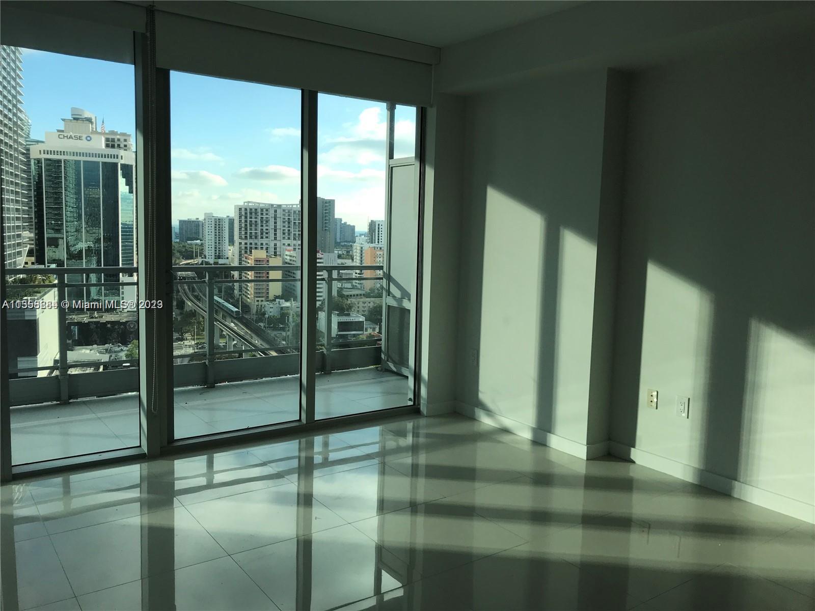 MINT CONDO - Residential