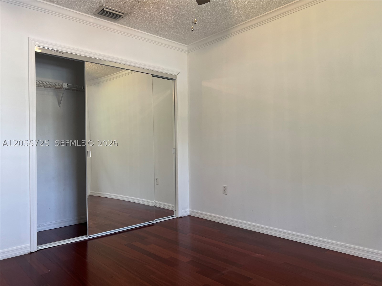 COUNTRY WALK SEC 5 REPLT - Residential Lease