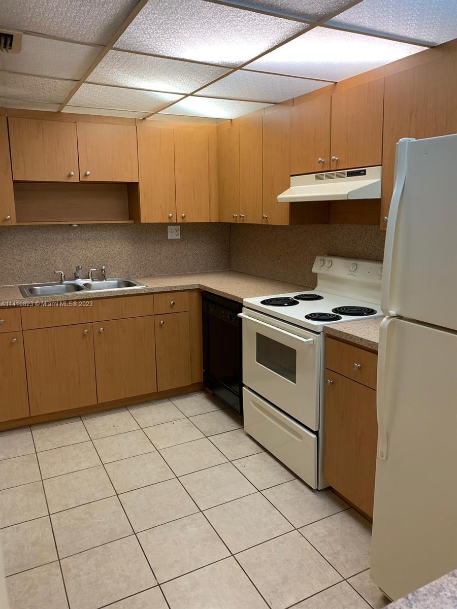 The Beach Club - Residential Lease