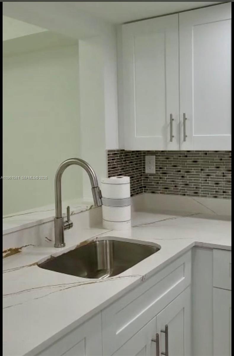 INTERNATIONAL PARK CONDO - Residential