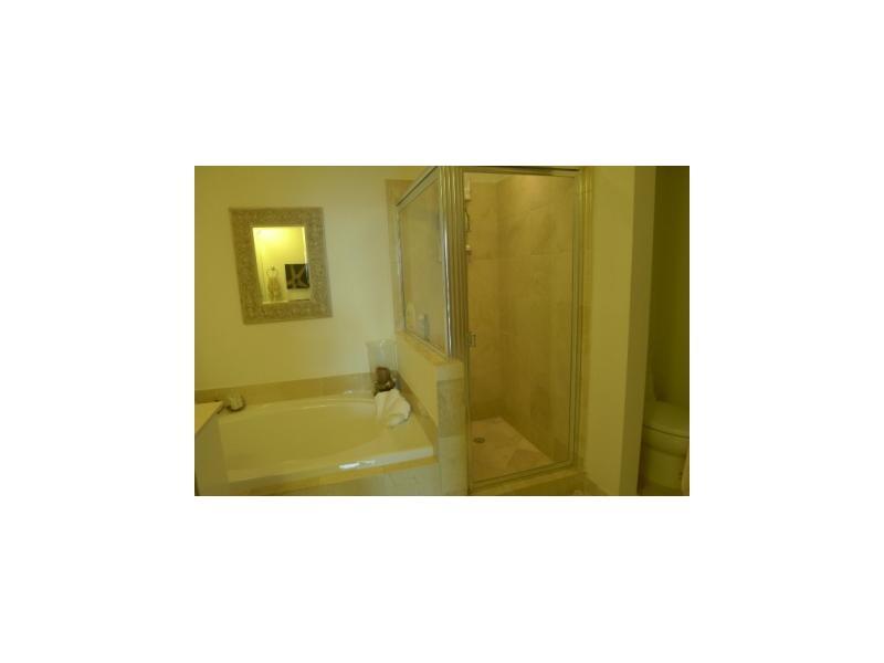 AVENTURA MARINA CONDO NUM - Residential Lease