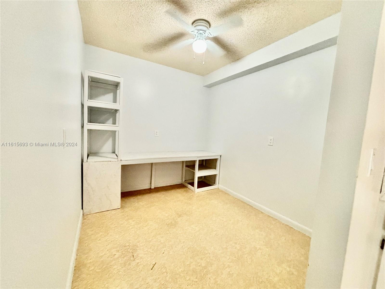 WHITEHALL CONDO OF THE LA - Residential