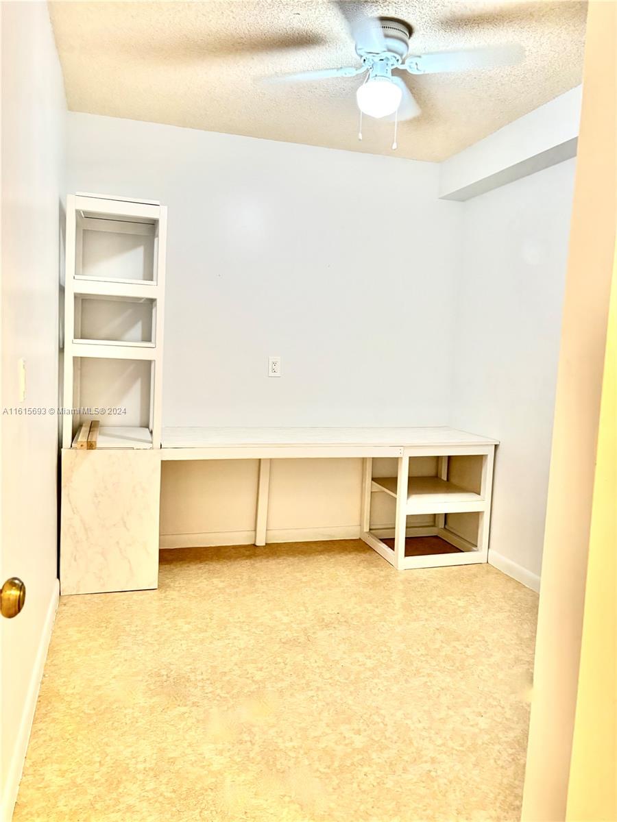 WHITEHALL CONDO OF THE LA - Residential