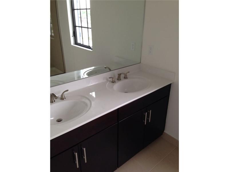 Aventura Isles - Residential Lease