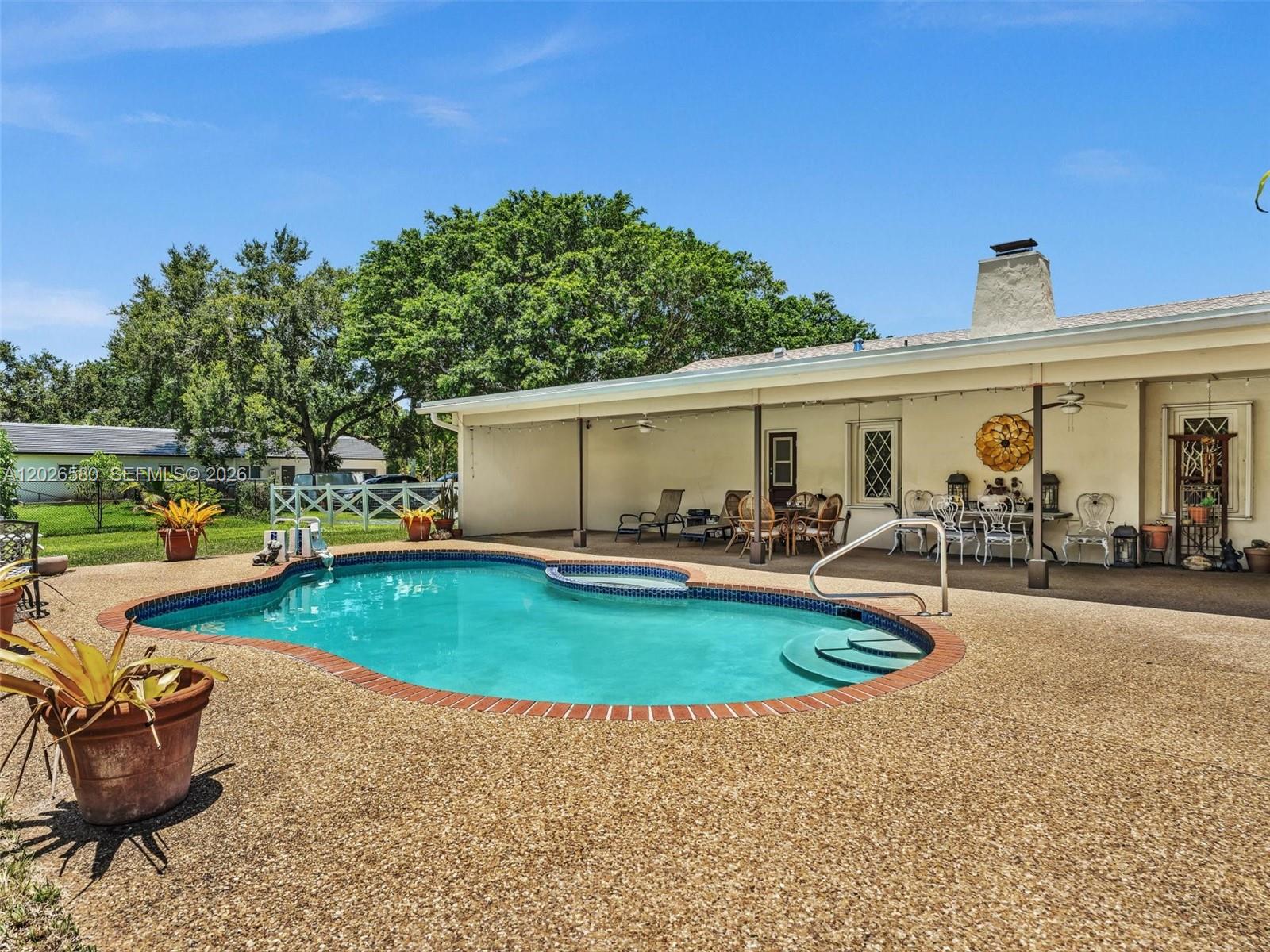 FLA FRUIT LANDS CO SUB NO - Residential Lease