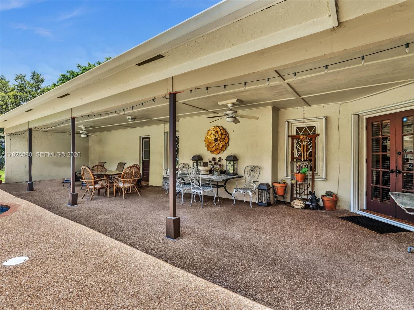 FLA FRUIT LANDS CO SUB NO - Residential Lease