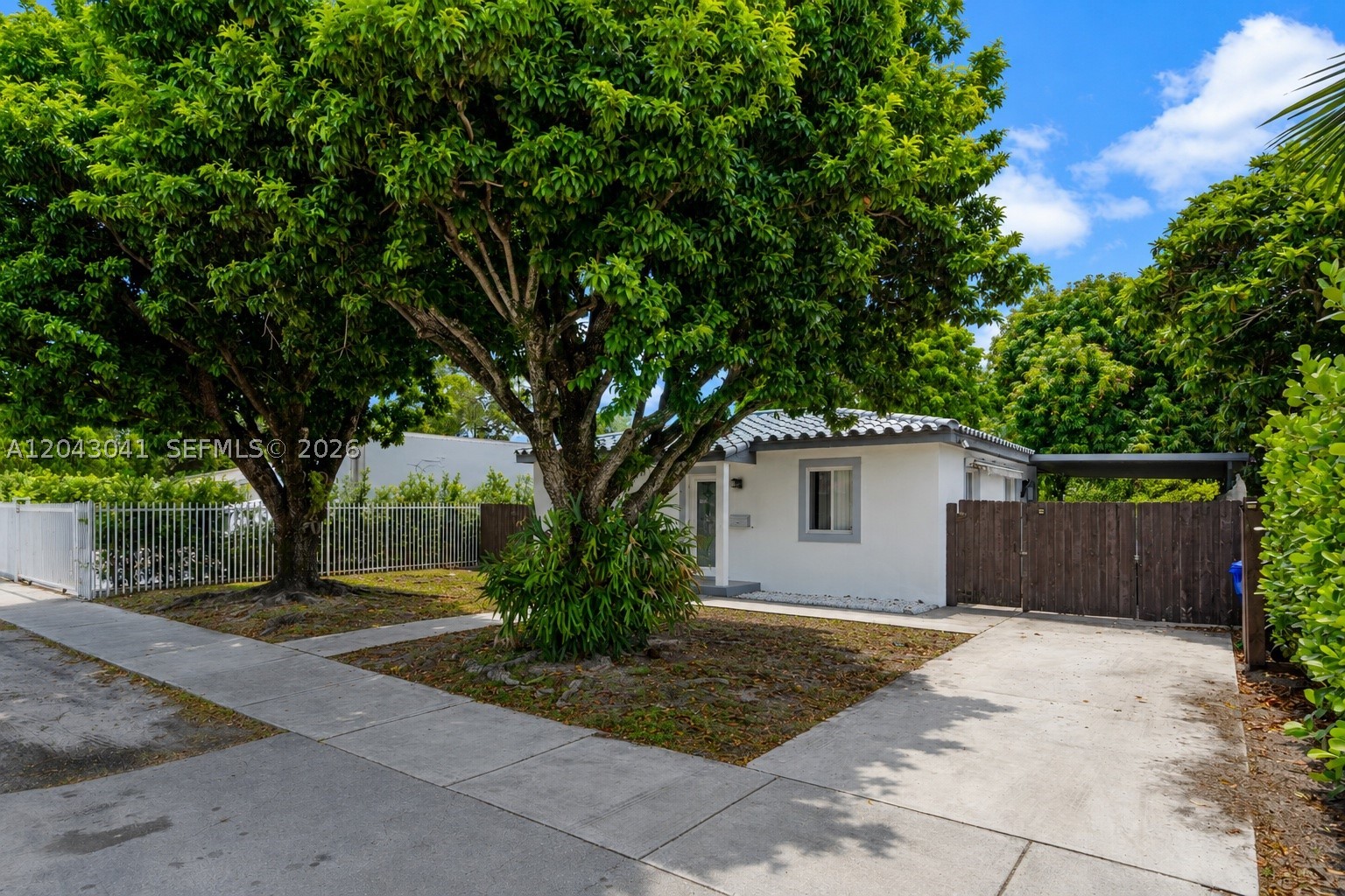 FLAGLER GROVE ESTATES EXT - Residential