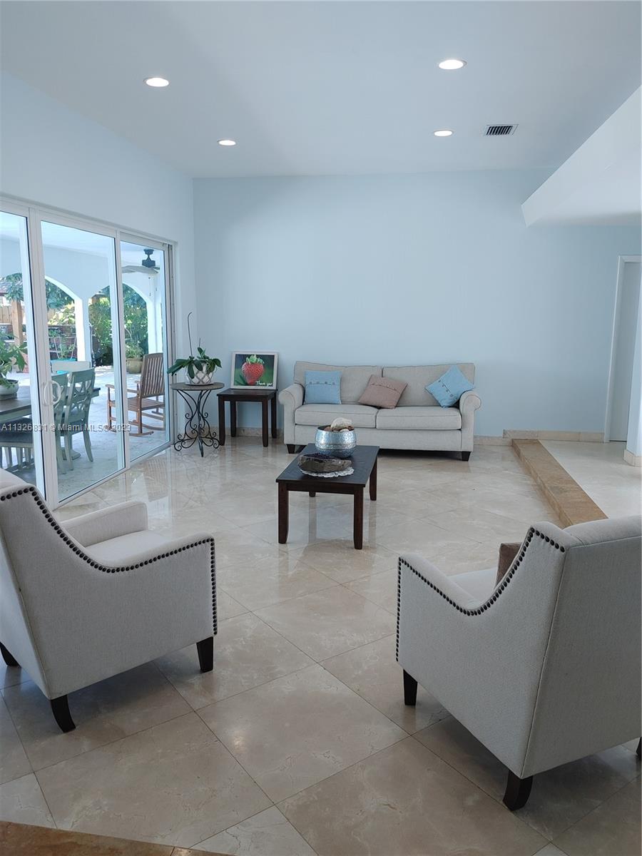 ROYAL PALM ESTATES SEC TH - Residential