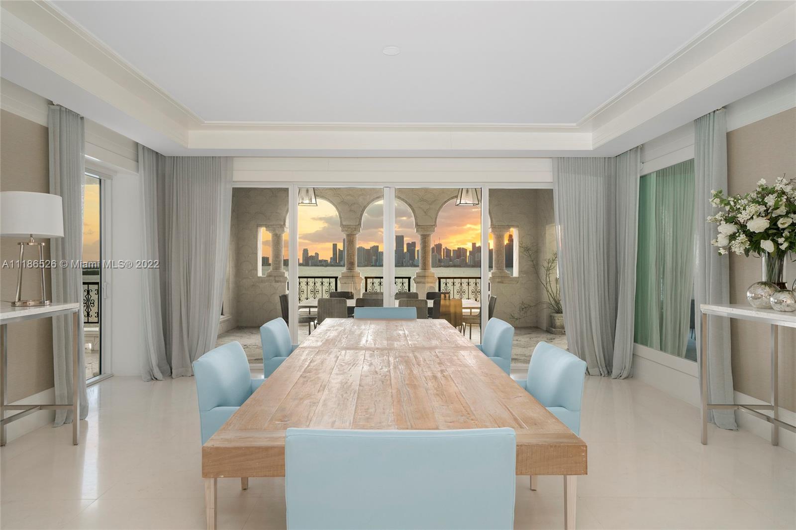 FISHER ISLAND - Residential