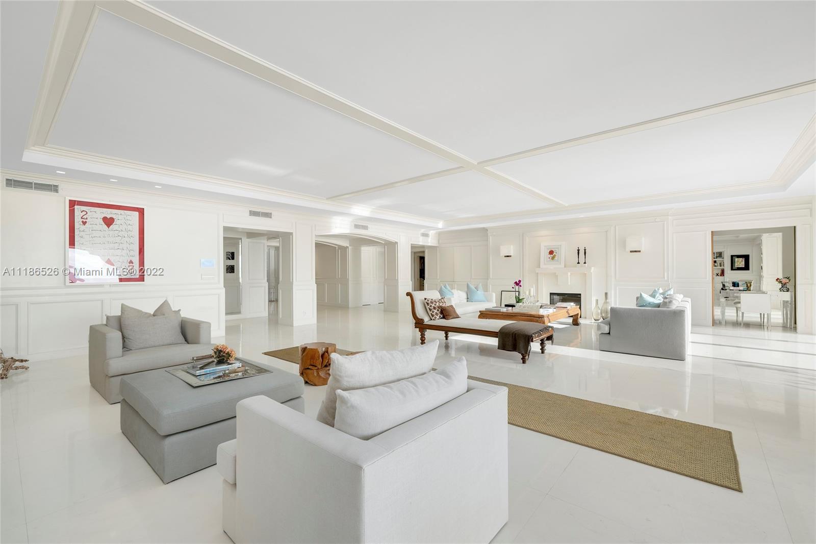FISHER ISLAND - Residential