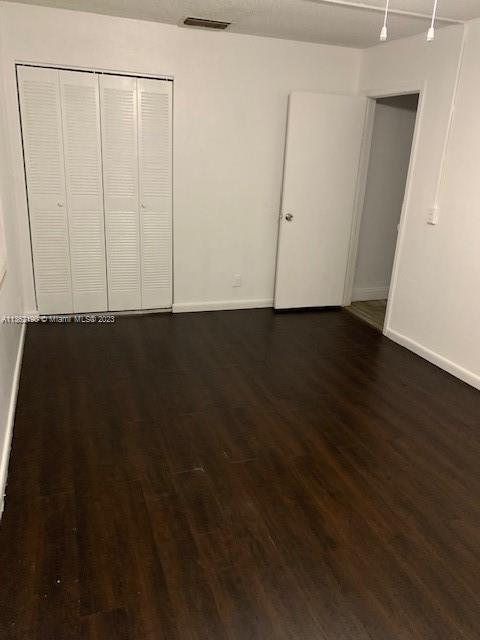 CROSS BRIAR I CONDO - Residential Lease