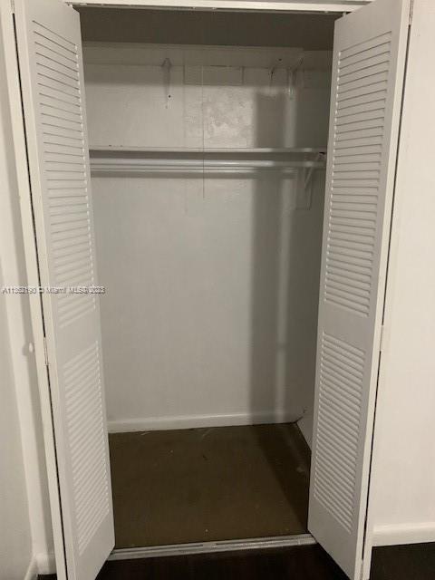 CROSS BRIAR I CONDO - Residential Lease