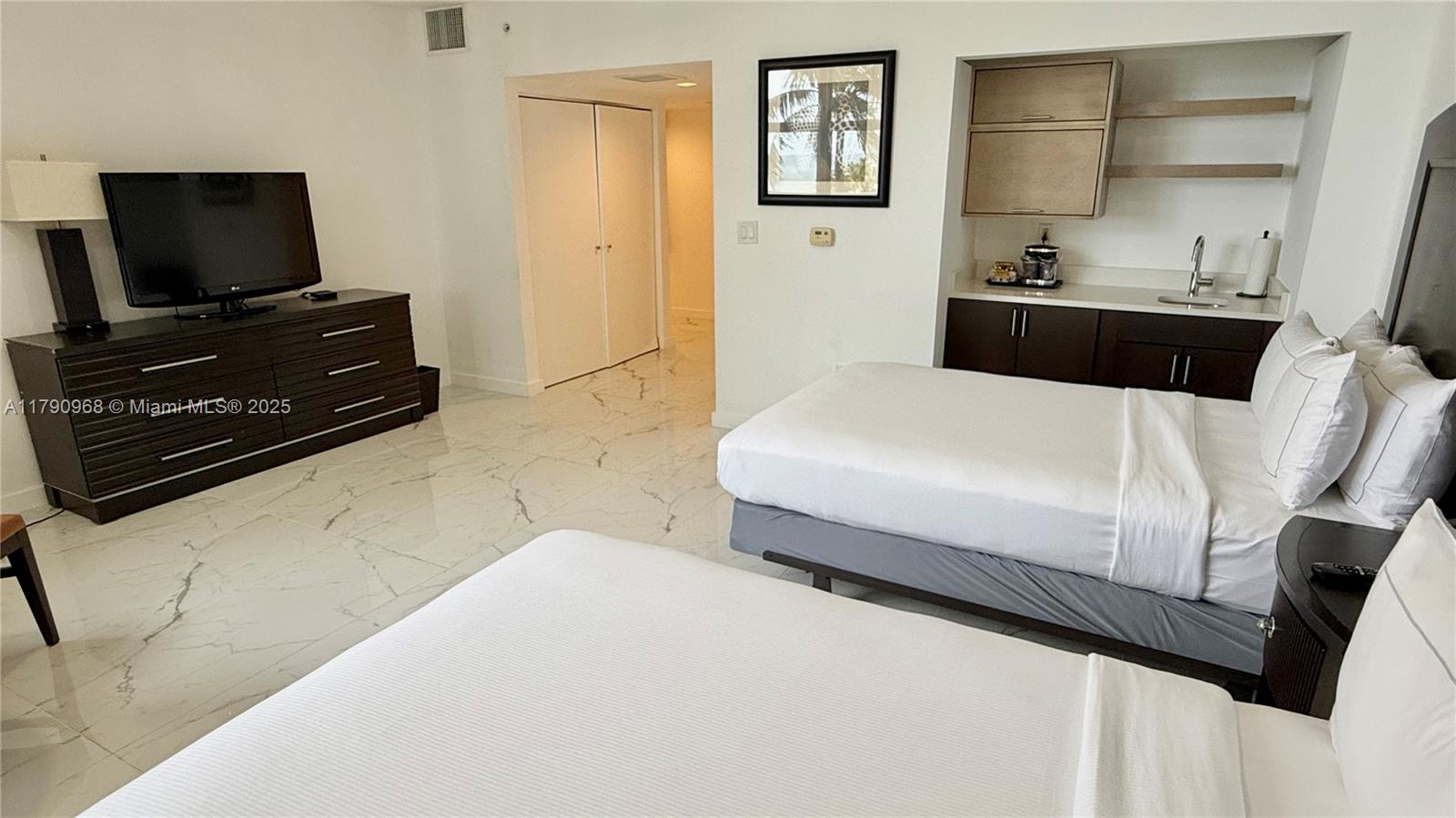 OCEAN POINT BEACH CLUB CO - Residential