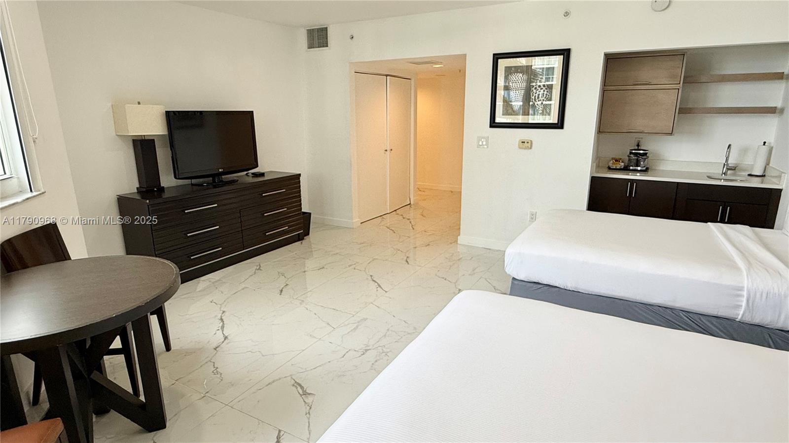 OCEAN POINT BEACH CLUB CO - Residential