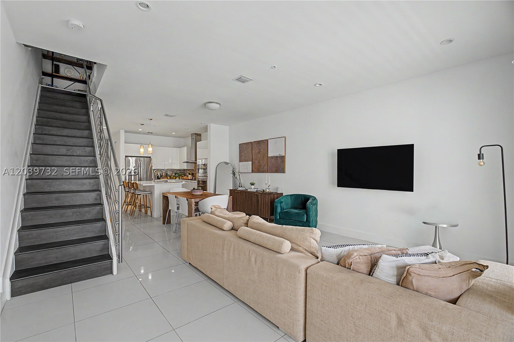 LANDMARK AT DORAL CONDO - Residential