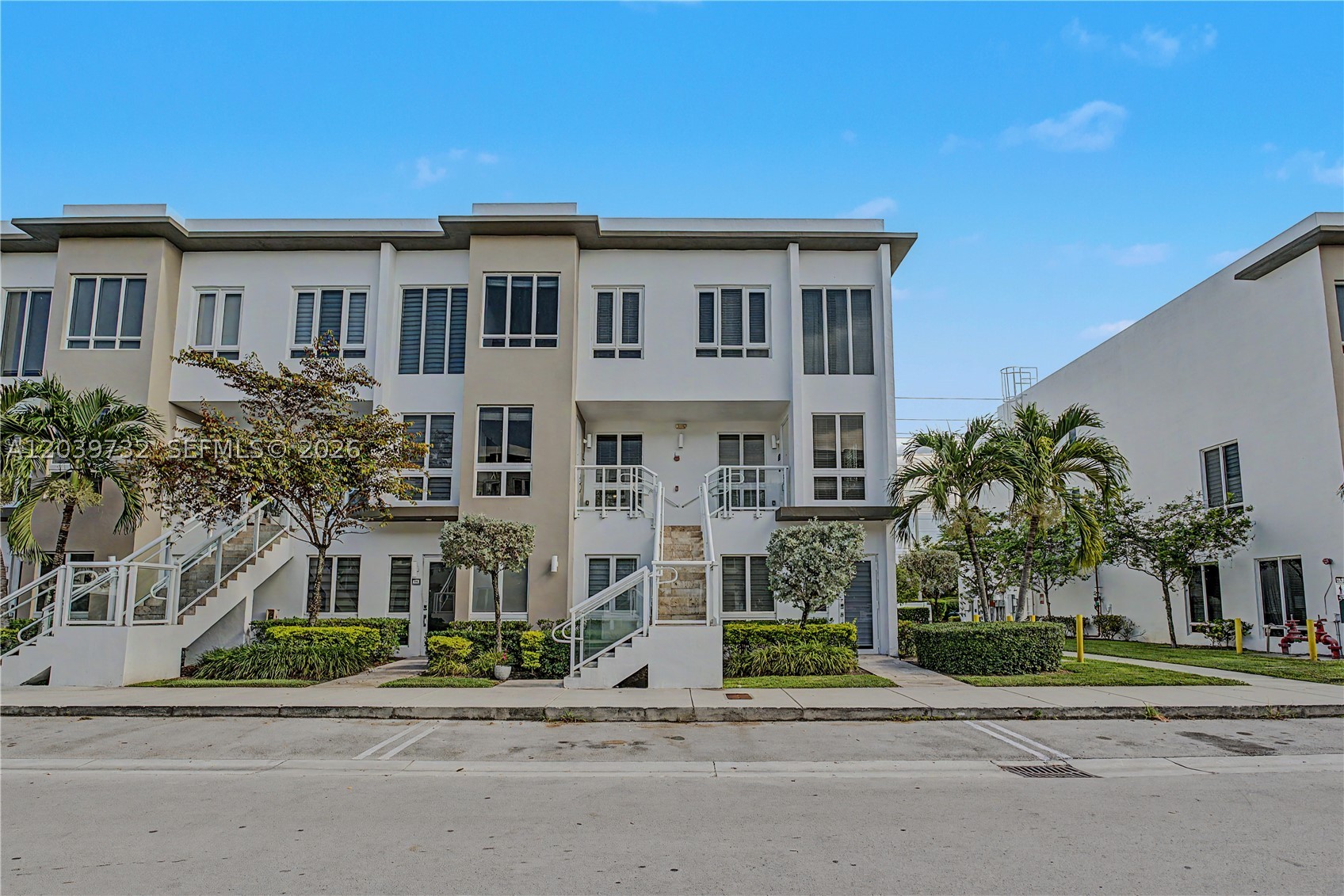 Modern 3-level residence located in the prestigious Landmark at Doral community. This well-designed home features 3 bedrooms and 3 full bathrooms, including 1 bedroom and 1 full bathroom on the first floor, ideal for guests, extended family, or a home office. Open-concept living areas, contemporary finishes, and a functional layout offer both comfort and style.

Enjoy resort-style amenities including a clubhouse, fitness center, swimming pool, tennis courts, children's water park, BBQ areas, and more. Conveniently located near Downtown Doral, top-rated schools, shopping, dining, parks, and major highways.
