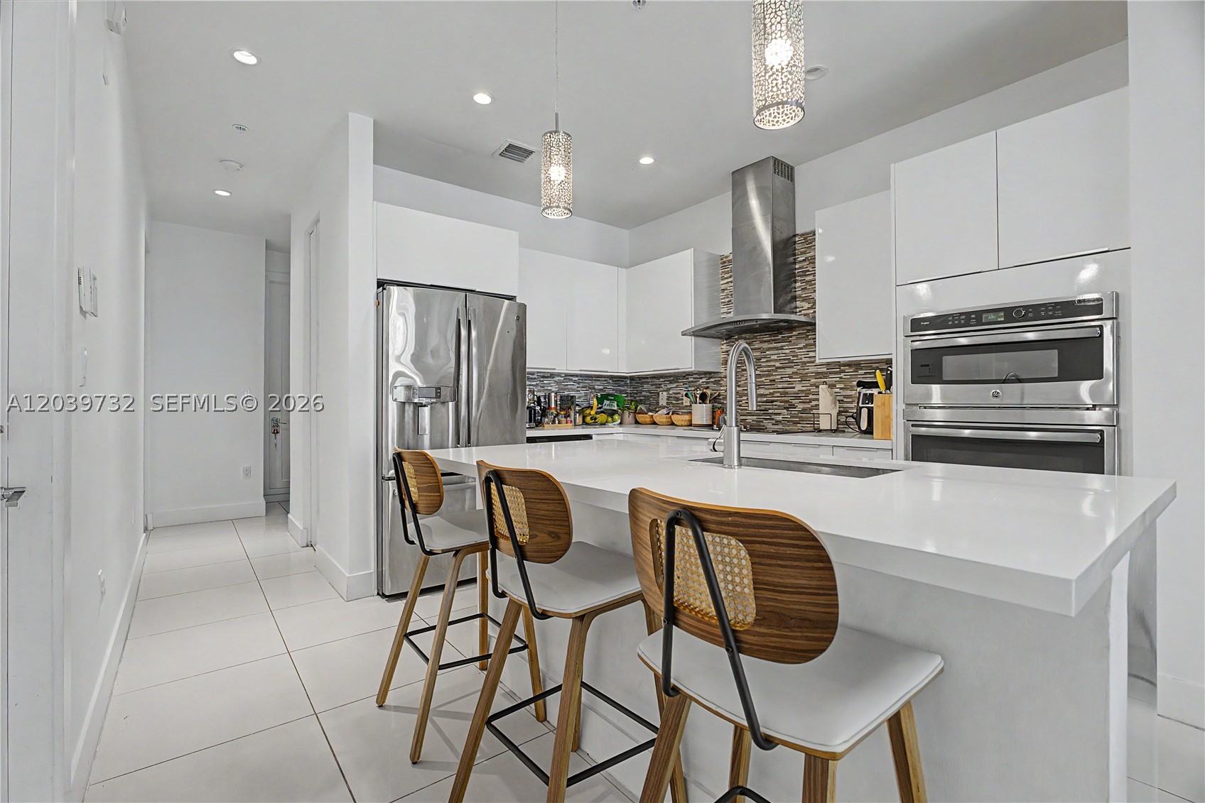 LANDMARK AT DORAL CONDO - Residential