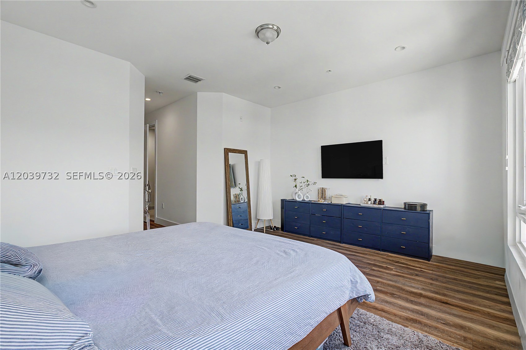 LANDMARK AT DORAL CONDO - Residential