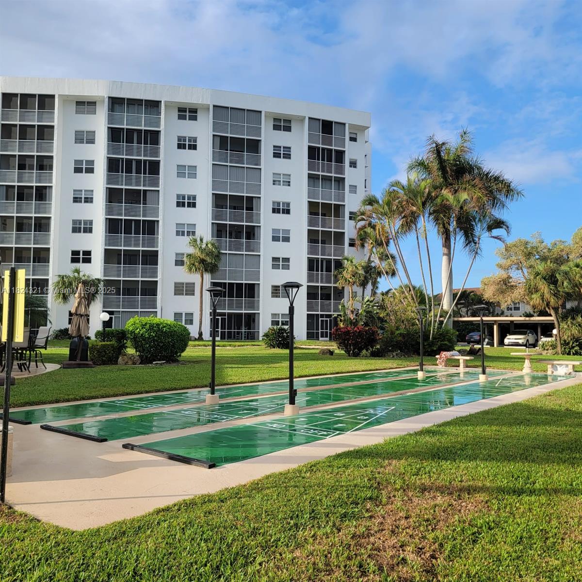 GARDEN-AIRE VILLAGE - Residential