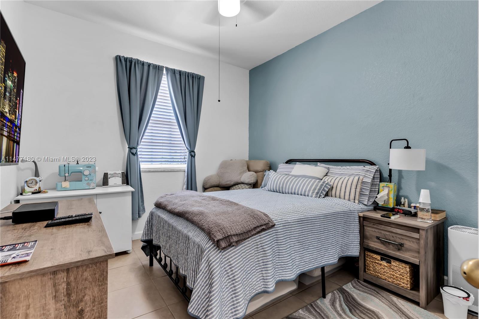LAKES BY THE BAY CEE - Residential