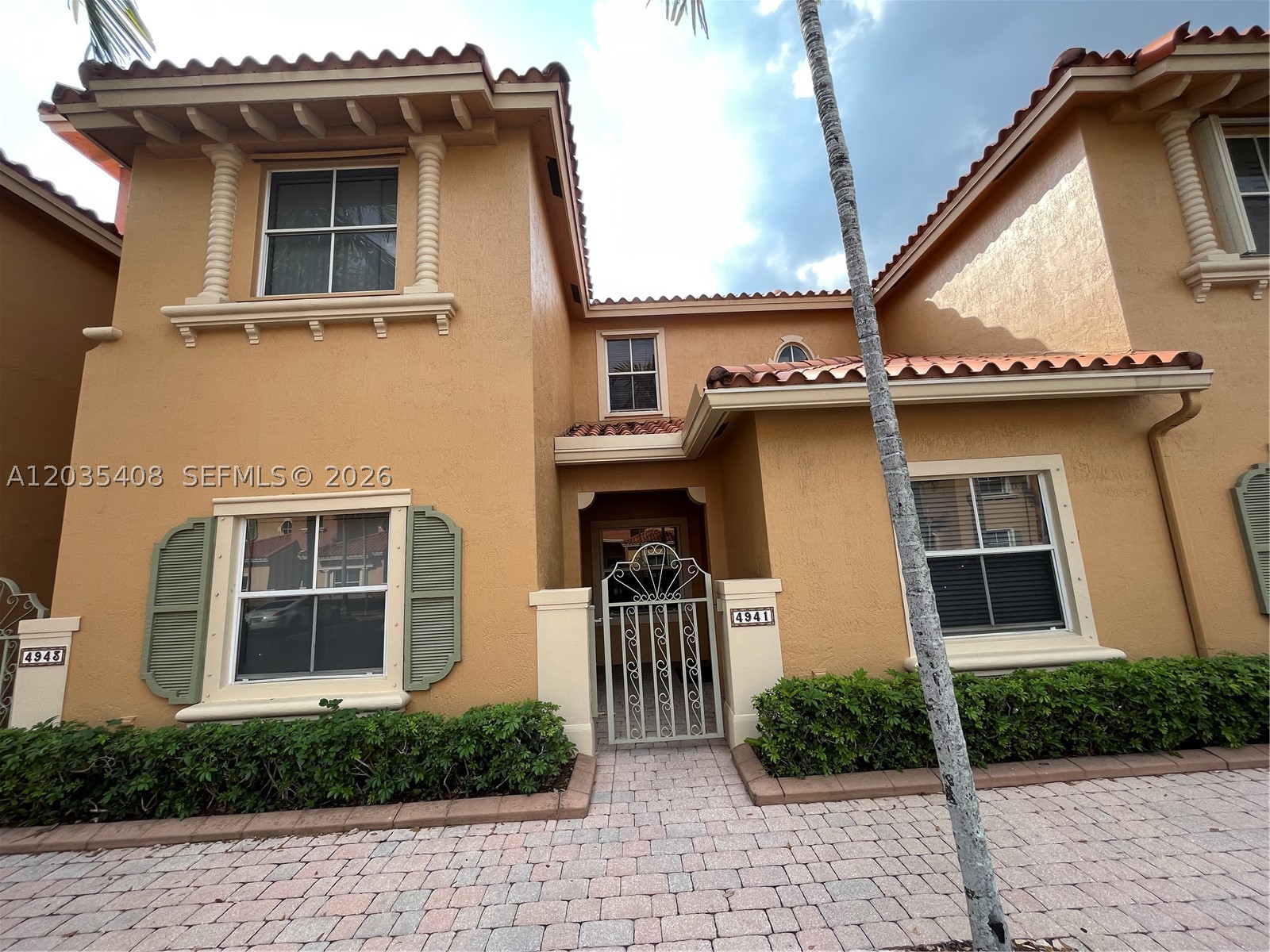 Beautifully updated 3-bedroom, 3-bath townhome featuring a desirable floor plan with one bedroom and a full bathroom on the first floor, and two additional bedrooms and bathrooms upstairs, amazing lake views!  The home offers tile flooring throughout the main living areas, laminate flooring upstairs, and newer appliances. Located in a secure gated community with ample parking and resort-style amenities, including a swimming pool, hot tub, and playground. Conveniently situated just minutes from the beach, I-95, shopping, dining, and schools. One pet is welcome (maximum 35 lbs., no aggressive breeds) with a $250 non-refundable pet fee. Move-in requires first month's rent, last month's rent, and one month's security deposit. Association approval is required, may take up to 30 days, and requires a minimum credit score of 650 for at least one applicant.