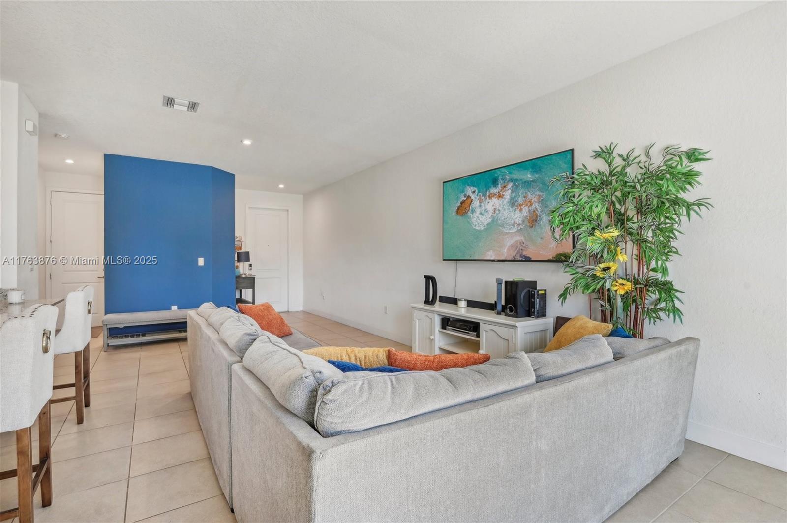 MC RESIDENTIAL - Residential