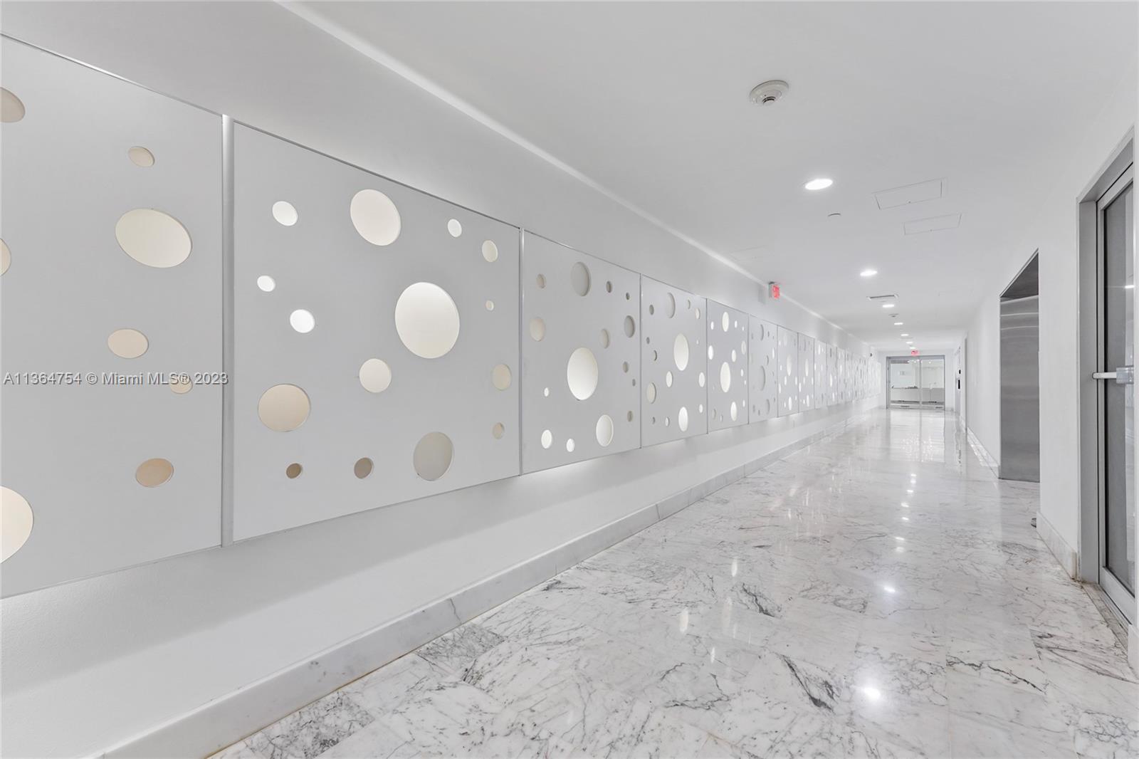 MIRADOR 1000 CONDO - Residential