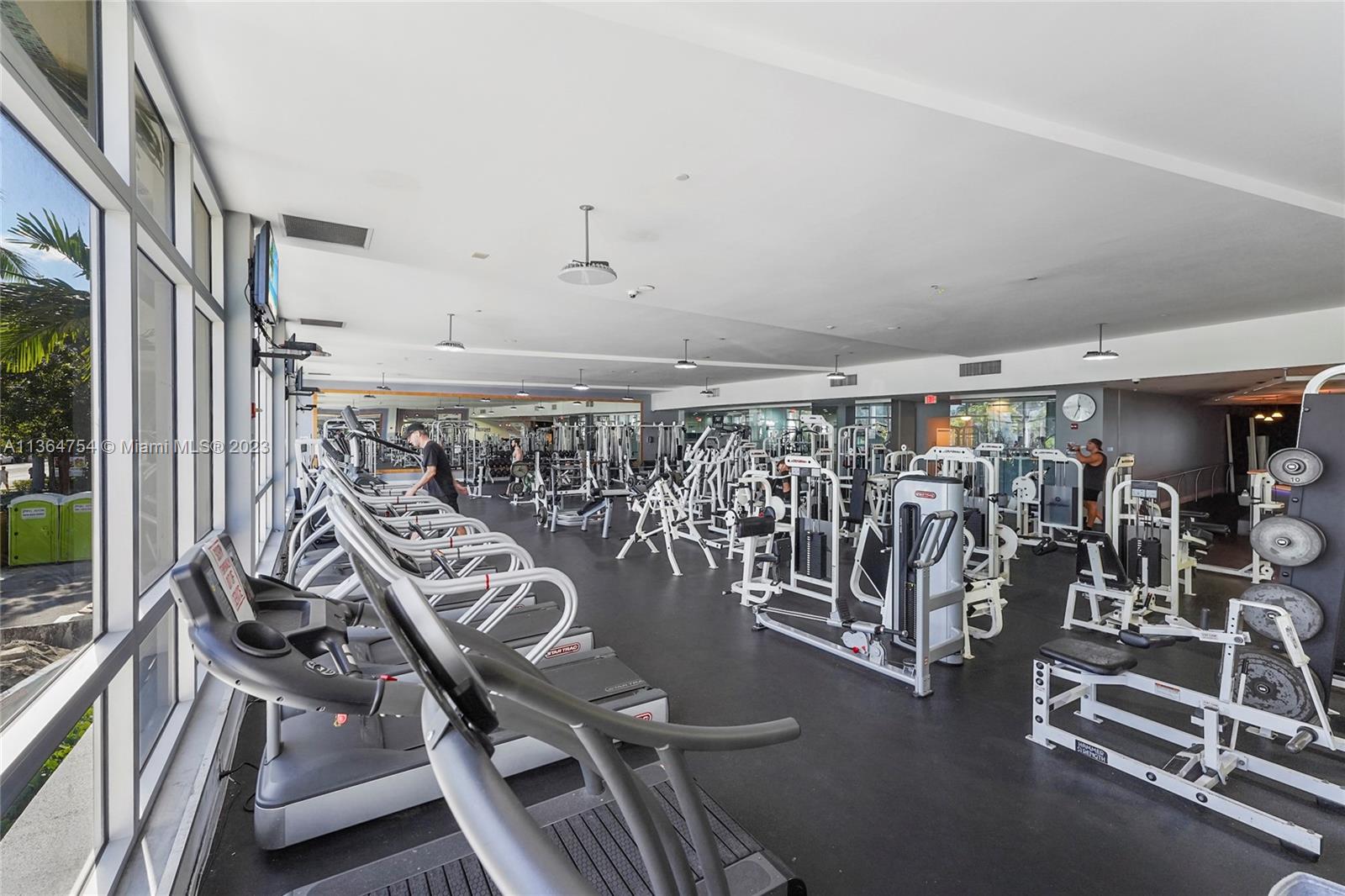 MIRADOR 1000 CONDO - Residential