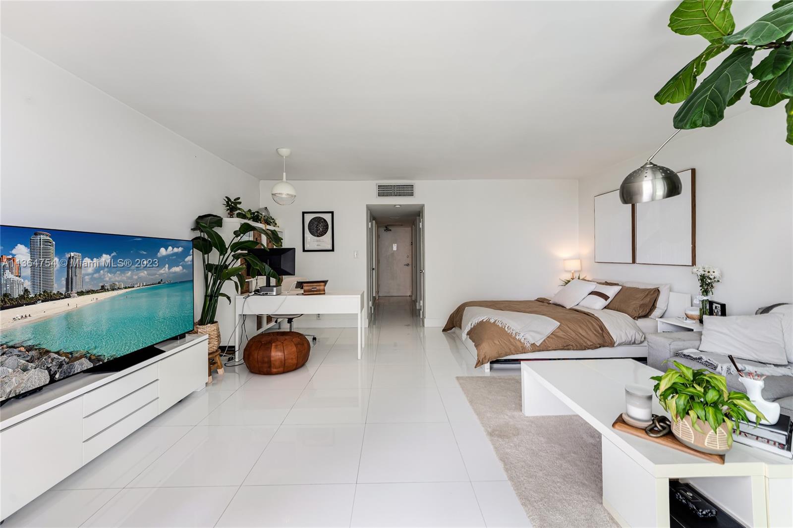MIRADOR 1000 CONDO - Residential