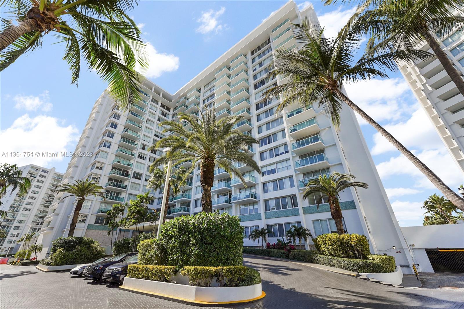 MIRADOR 1000 CONDO - Residential