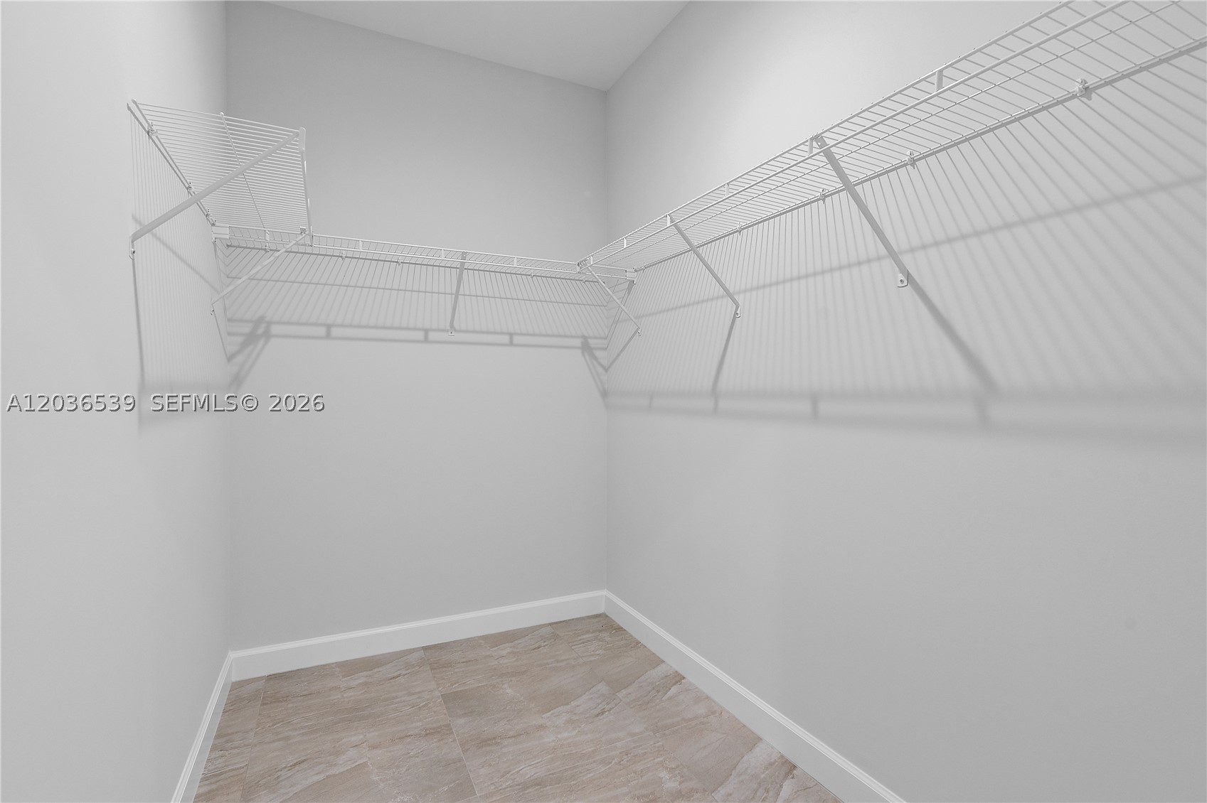 DAVIE CHAMBER OF COMMERCE - Residential Lease