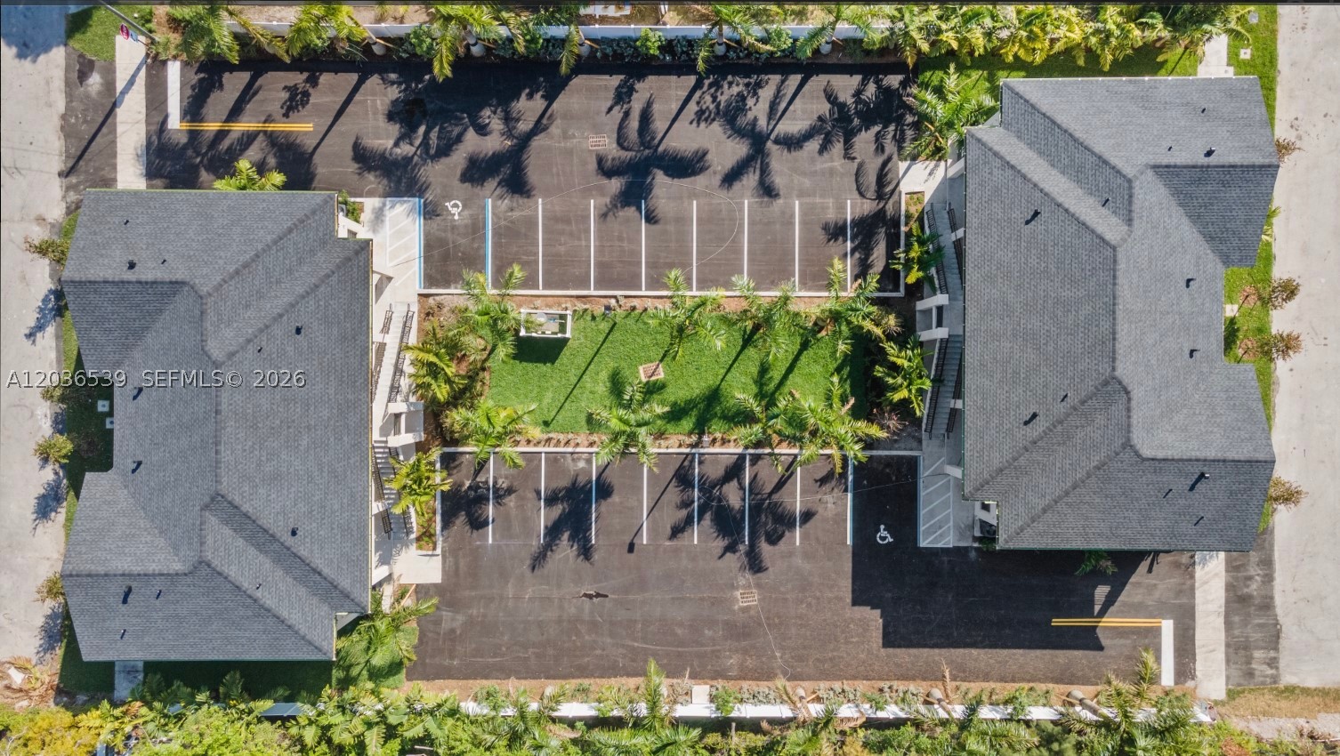DAVIE CHAMBER OF COMMERCE - Residential Lease