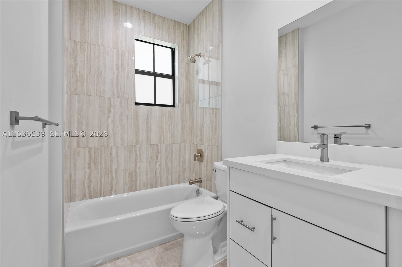 DAVIE CHAMBER OF COMMERCE - Residential Lease
