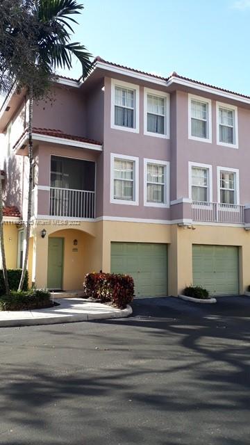 CYPRESS POINTE AT CORAL S - Residential