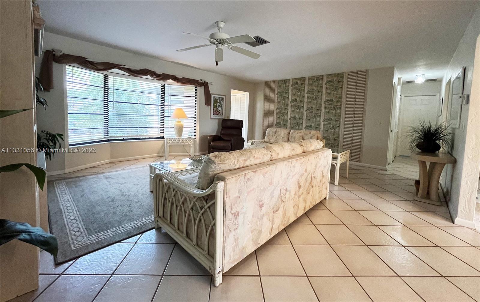 BAY SHORE VILLAGE - Residential