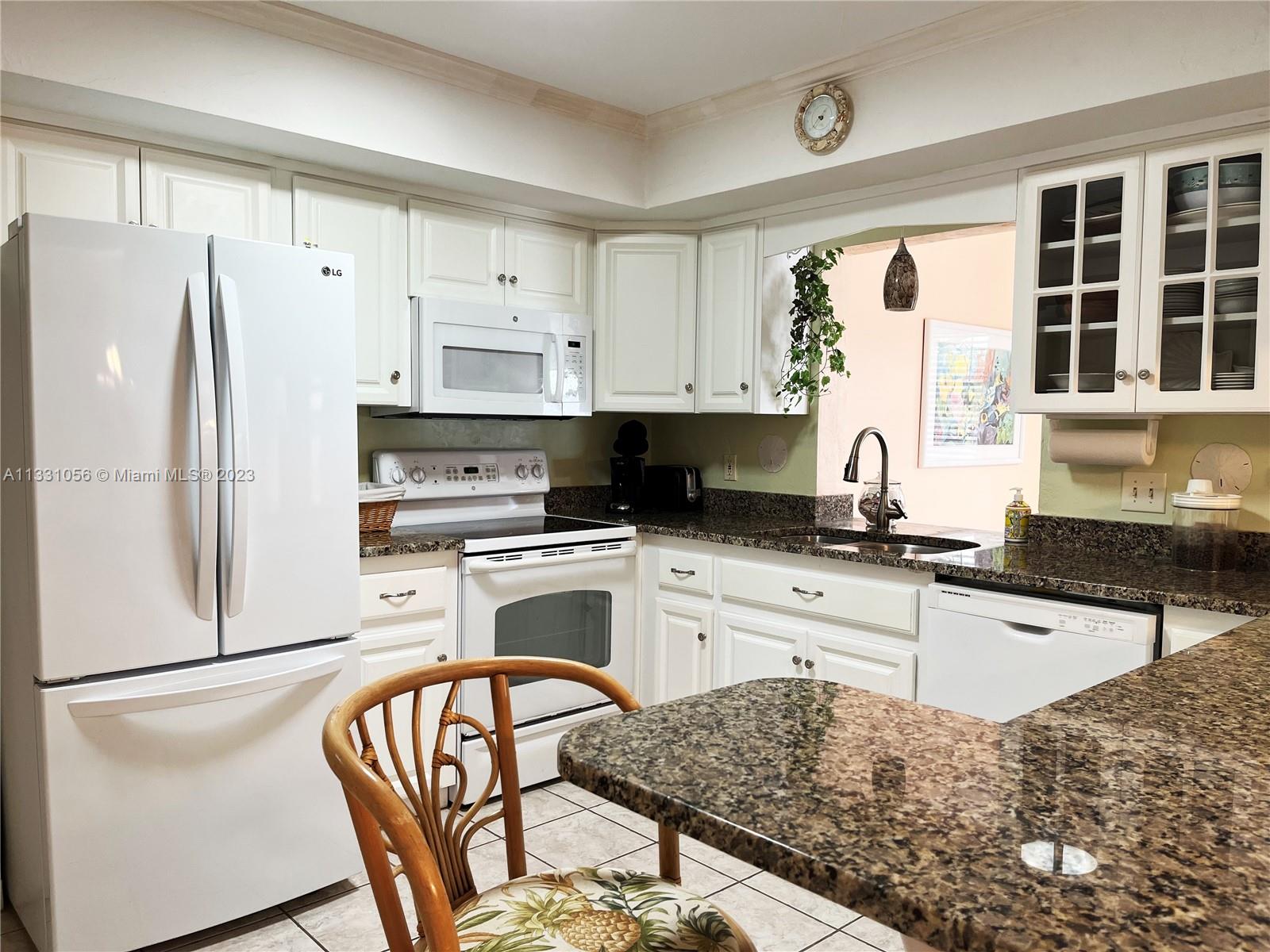 BAY SHORE VILLAGE - Residential