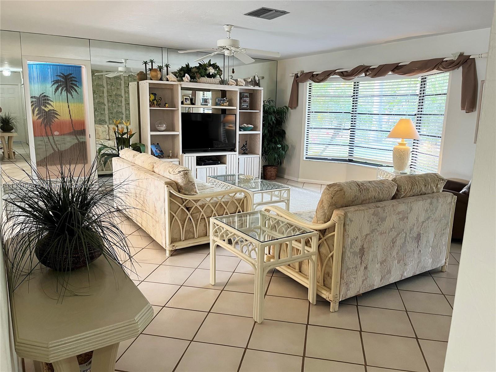 BAY SHORE VILLAGE - Residential