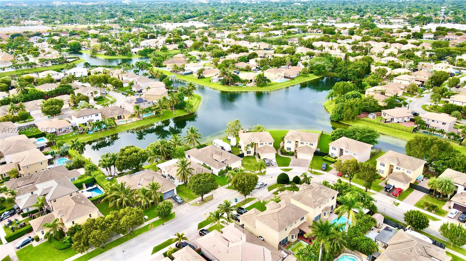 PELICAN BAY AT OLD CUTLER - Residential
