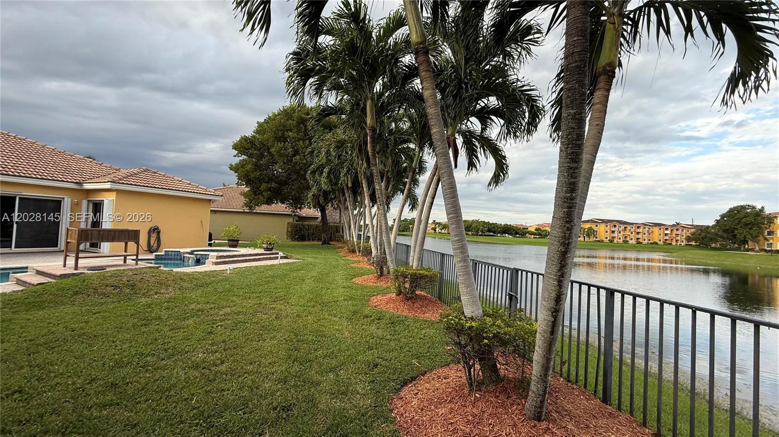 PELICAN BAY AT OLD CUTLER - Residential