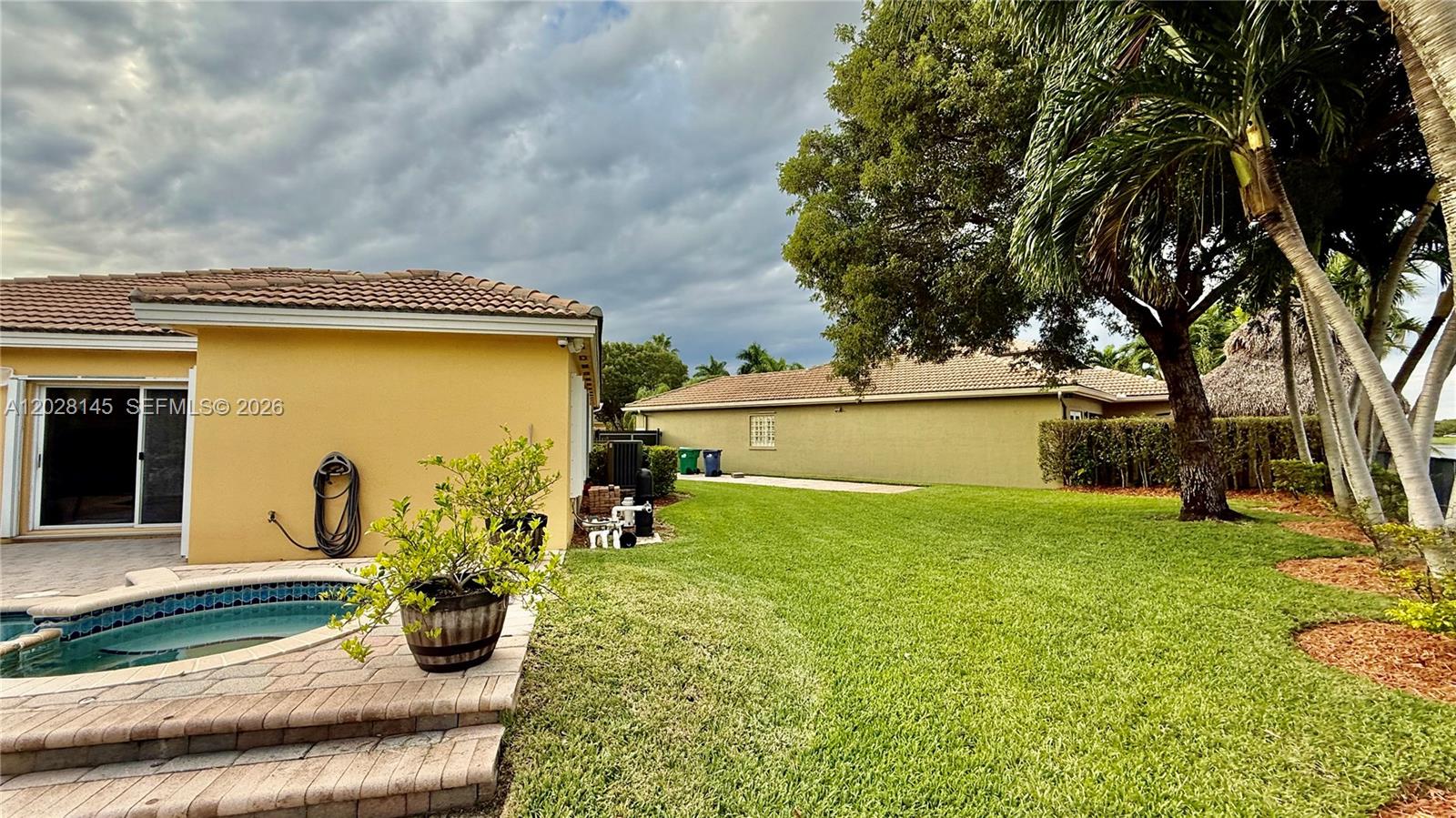 PELICAN BAY AT OLD CUTLER - Residential