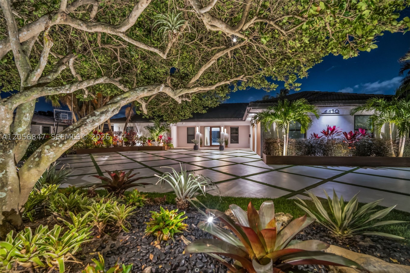 HOLLYWOOD HILLS NORTH SEC - Residential