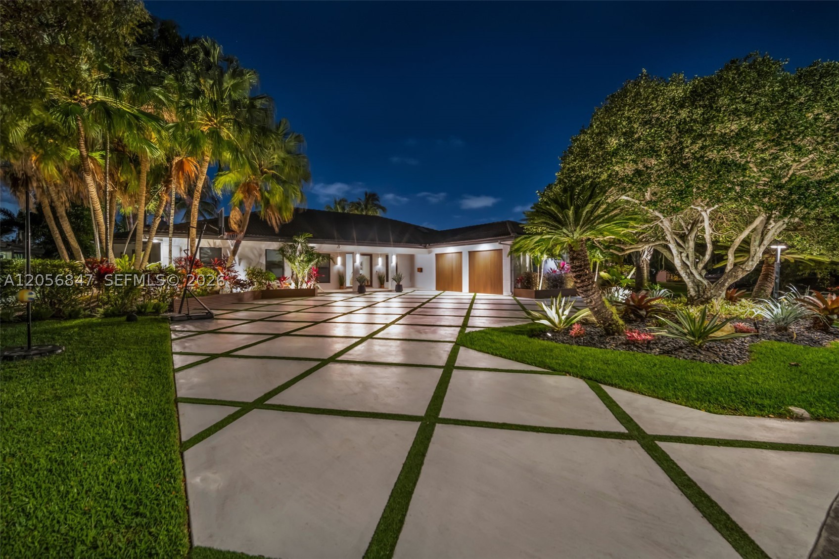 HOLLYWOOD HILLS NORTH SEC - Residential