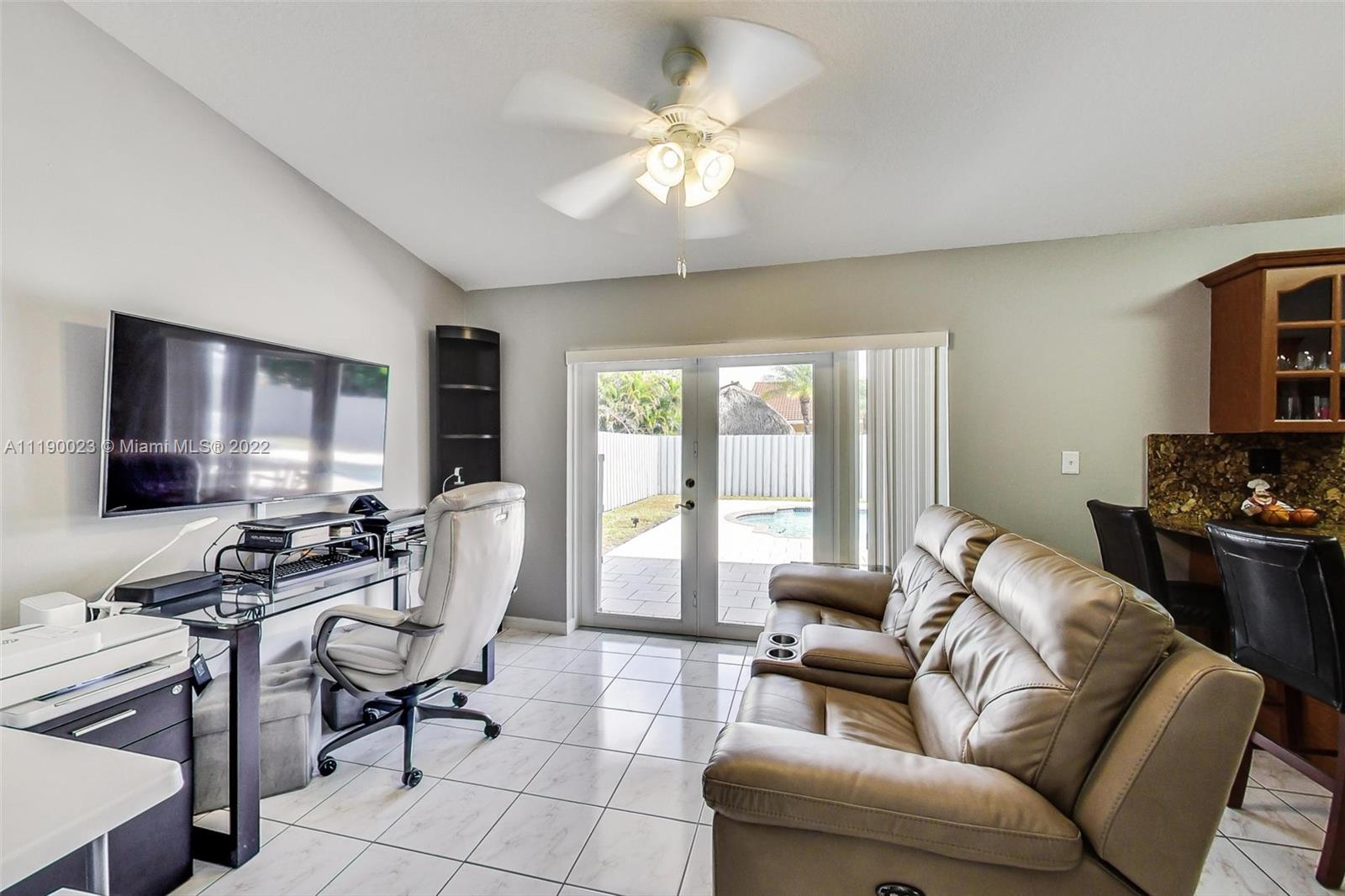 MAJESTIC ESTATES 1ST ADDN - Residential