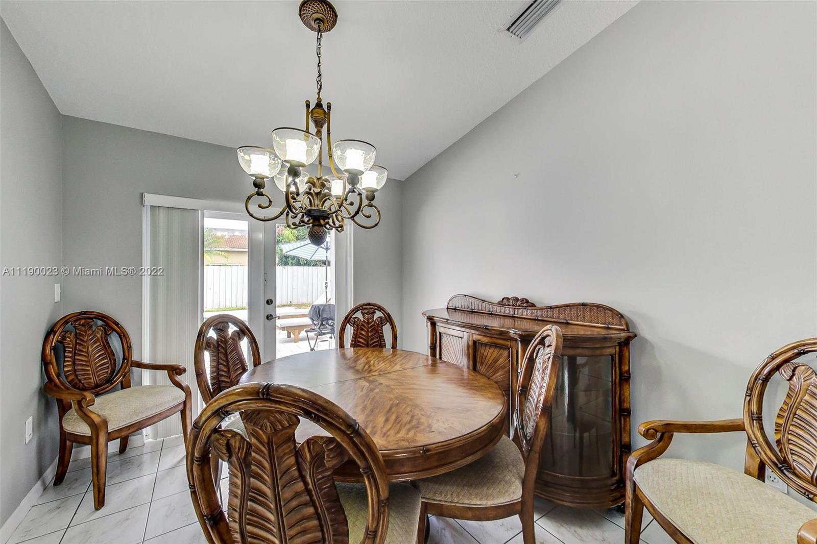 MAJESTIC ESTATES 1ST ADDN - Residential