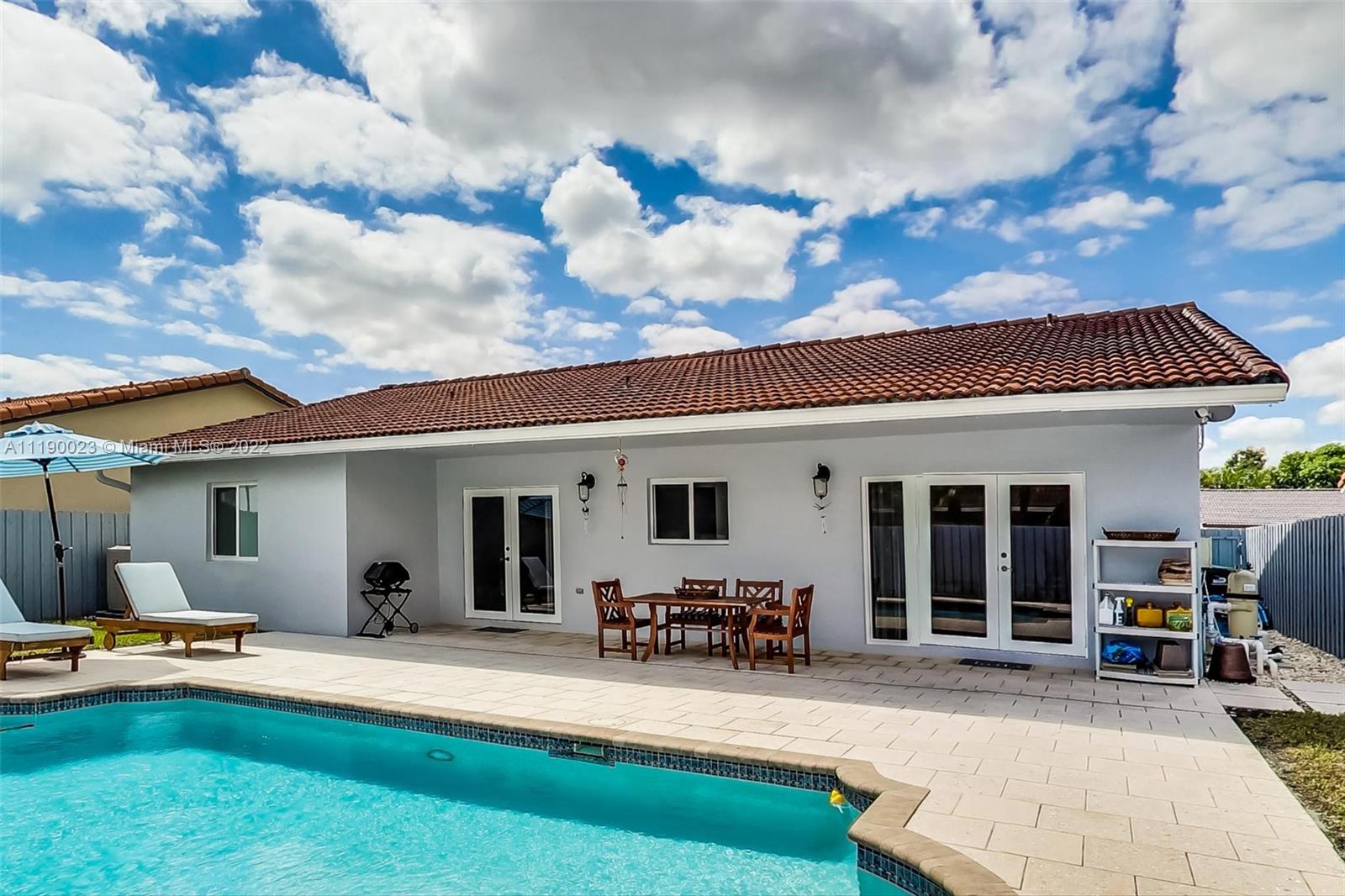 MAJESTIC ESTATES 1ST ADDN - Residential